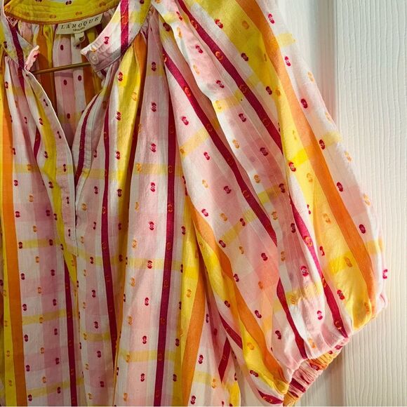 Laroque Feminine Blouse - Picture 6 of 8